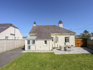 Exterior - Gwynant - Bull Bay (Amlwch)