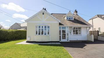 Cottage | Exterior