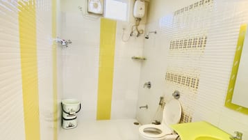 Dusche, Handtücher, Toilettenpapier