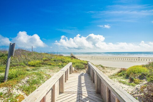 Sandcastle Condominium Unit 128