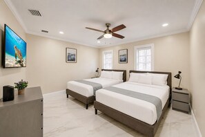 5 bedrooms, desk, iron/ironing board, travel cot