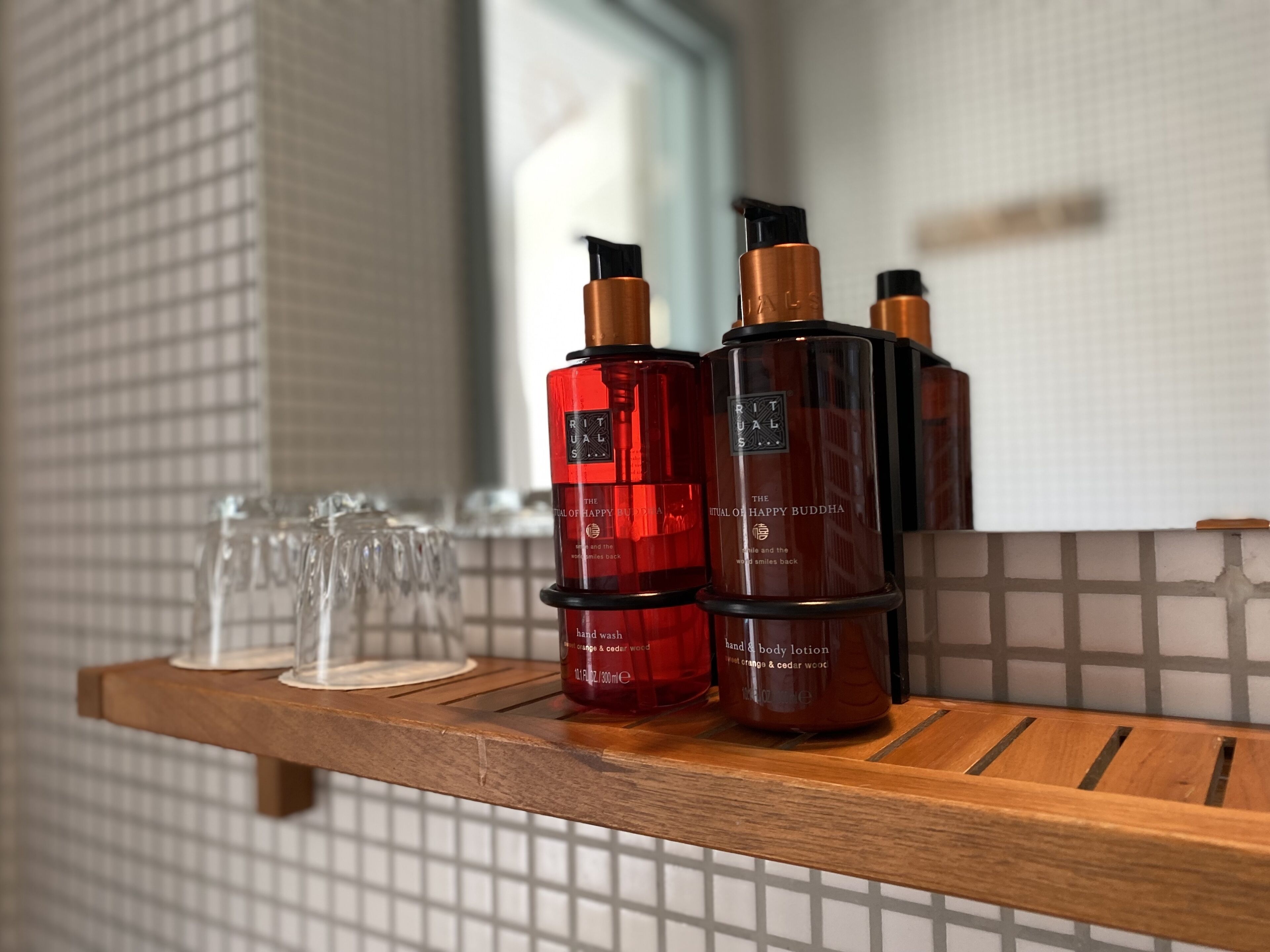 economy double room | bathroom