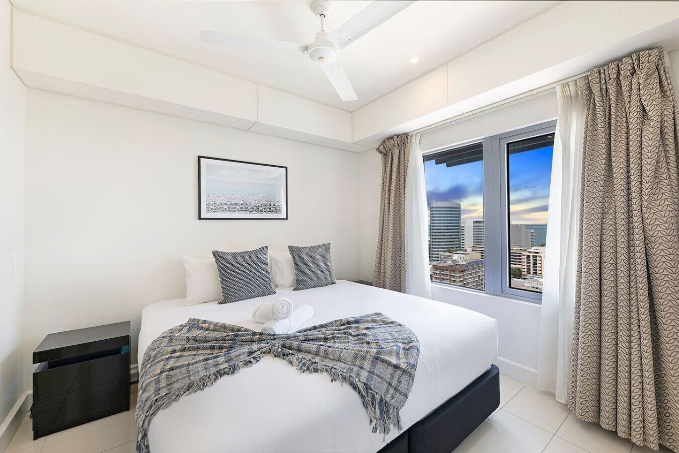 2 bedrooms, desk, iron/ironing board, travel cot