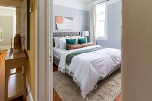 2 habitaciones, escritorio, wifi y ropa de cama 