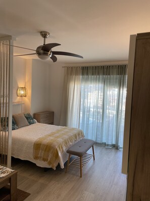 1 bedroom, desk, iron/ironing board, free WiFi - Brand new apartment 50 meters from the beach (Torremolinos)