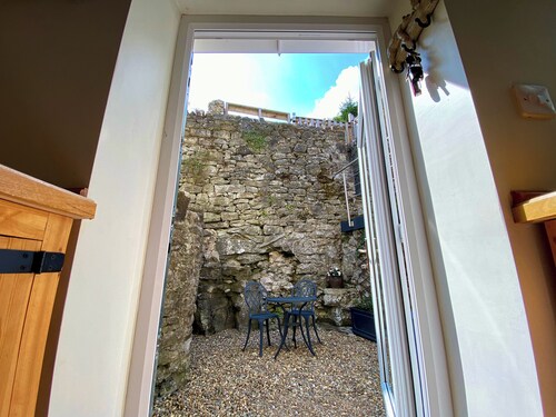 T’owd Man’s is a gorgeous cottage lovingly transformed into a bijou retreat.