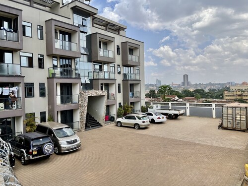 City Central Oasis 1Bedroom Apartment-10 mins walk to Downtown KLA. Netflix/Wifi