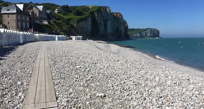 Charmante maison en bord de mer /propriété en plein nature