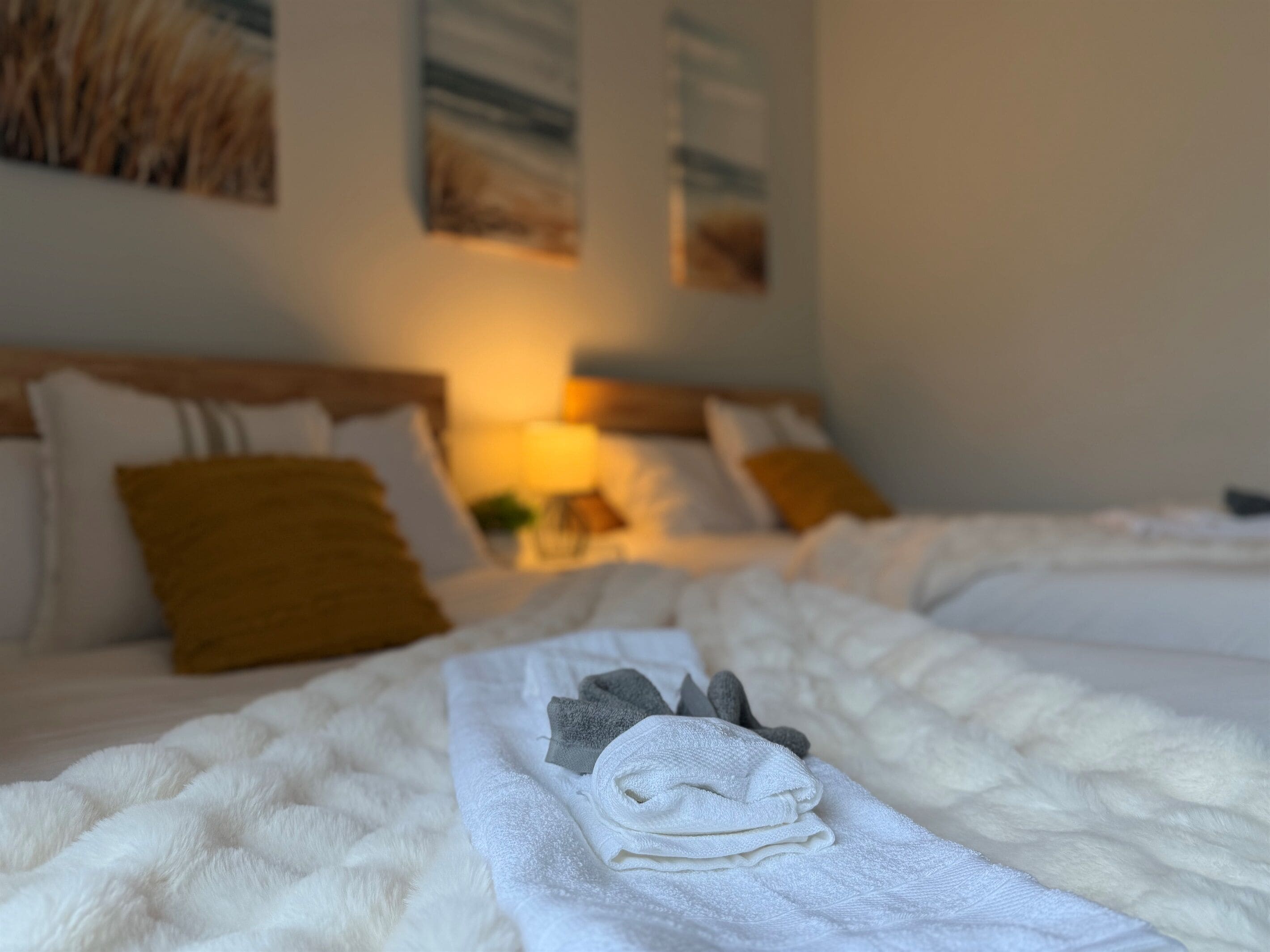 3 bedrooms, travel crib, WiFi, bed sheets
