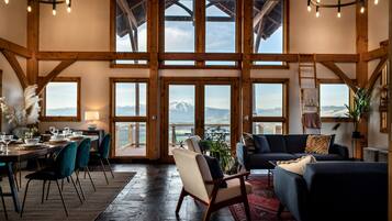 TV connectée, cheminée