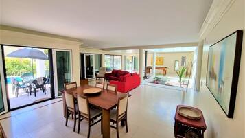 House | 5 bedrooms