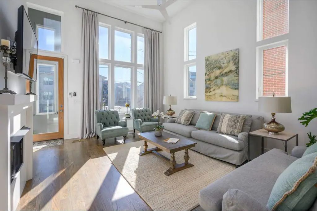 STUNNING Townhome ★ Perfect Nashville Location
