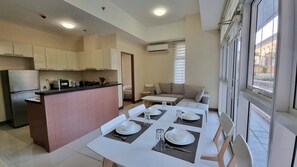 Grand Apartment | Dining room