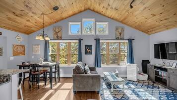 Smart TV, fireplace, DVD player