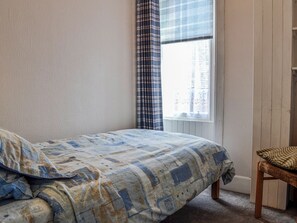 2 bedrooms, bed sheets