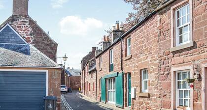 2 bedroom accommodation in Kirriemuir
