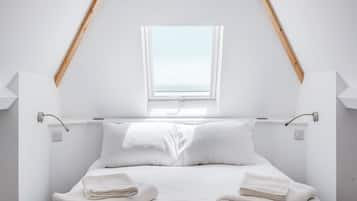 4 bedrooms, free WiFi, bed sheets