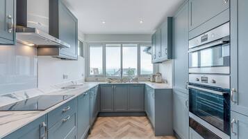 Fridge, microwave, dishwasher, highchair