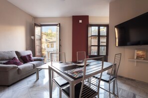 Grand Apartment | Living area
