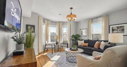 Comfy & Cozy 2nd level condo walk to MBTA mins to Downtown Boston