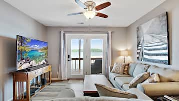 Smart TV, books, stereo