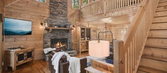 3-Level Cabin+Game Room+Hot Tub+Cozy Fireplace+ Near Blue Ridge