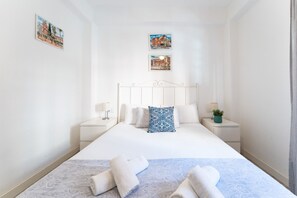 2 habitaciones, tabla de planchar con plancha y wifi gratis 