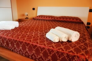 3 camere, ferro/asse da stiro, Wi-Fi