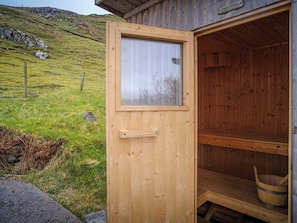 Sauna - 3 bedroom accommodation in Lemreway (Lemreway)