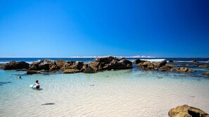 En la playa