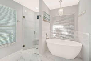 House (2709 SW 49th St) | Exterior - 2709 SW 49th St (Cape Coral)