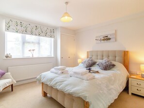 1 室のベッドルーム、WiFi (無料)、ベッドシーツ