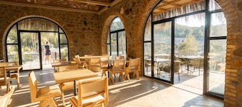 Izz Getaway – Adults Only