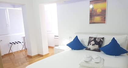 Suites " OASI " of 60 square meters equipped with all the comforts with service from Hotel