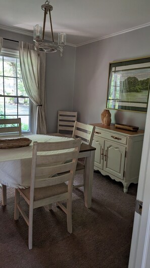 تناول الطعام