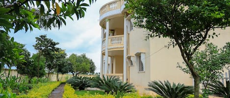 Douche, serviettes fournies