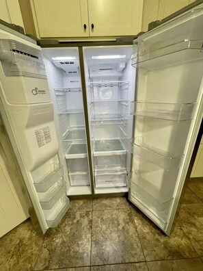 Interior - Welcome to The Honey Hive! Spacious, clean, private 2 bedroom basement apartment (American Fork)