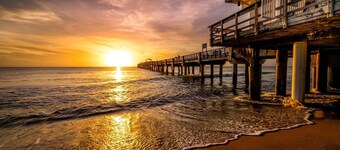 Relax by the sea! One-bedroom Lake Worth Beach studio near Palm Beach