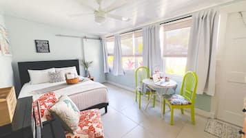 1 chambre, bureau, fer et planche à repasser, Wi-Fi gratuit