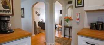 4 Bed Cape Cod | Comfort & Charm Near the City