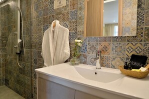 Bathroom - Alva Athens Hotel (Athens)