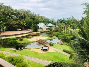 Outdoor dining - 2 Bedroom w/ King beds Steps from the Beach (Las terrenas)