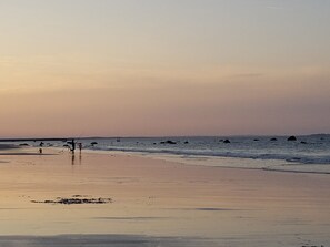 Beach nearby, sun loungers