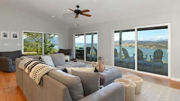 Älytelevisio, kirjoja