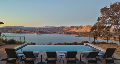 Jago Bay Vineyards | A Wine Country Escape