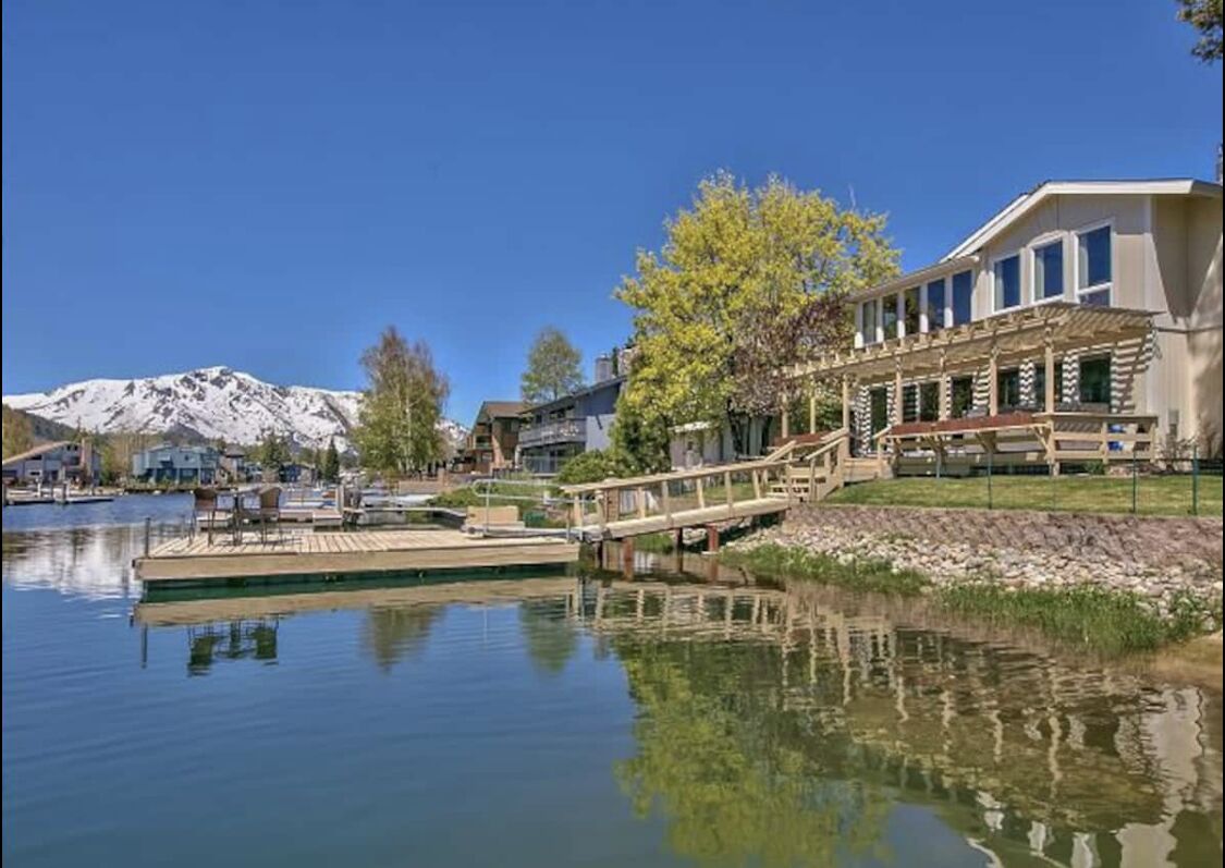 Tahoe Holiday: Waterfront Sierra Retreat