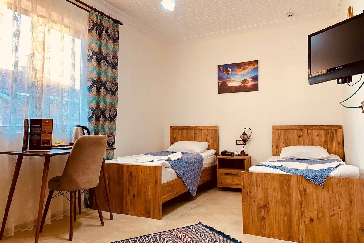 Twin Room | Premium bedding, desk, laptop workspace, soundproofing