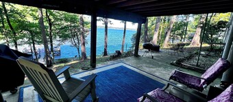 Cozy Cabin with Screened Porch and Fishing Dock on Lake D'Arbonne