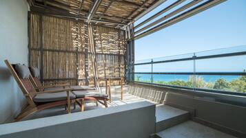 Serenity Suite Sea View | Zimmersafe, Verdunkelungsvorhänge, schallisolierte Zimmer