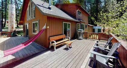 Spacious 3-bedroom Meadowview Chalet